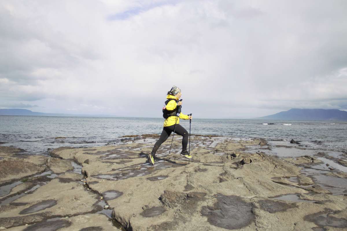 Corriendo junto al Estrecho de Magallanes