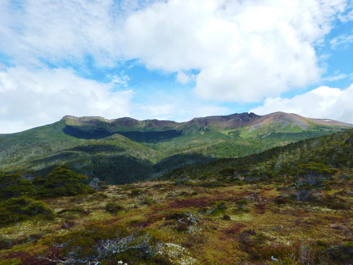 Nuestro objetivo en la distancia la cima del Monte Tarn