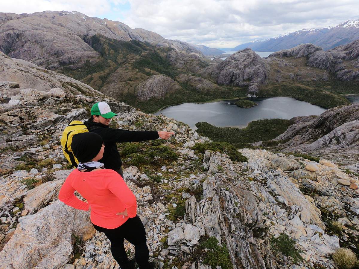 Trekking Paso Trueno fiordo de Montanas