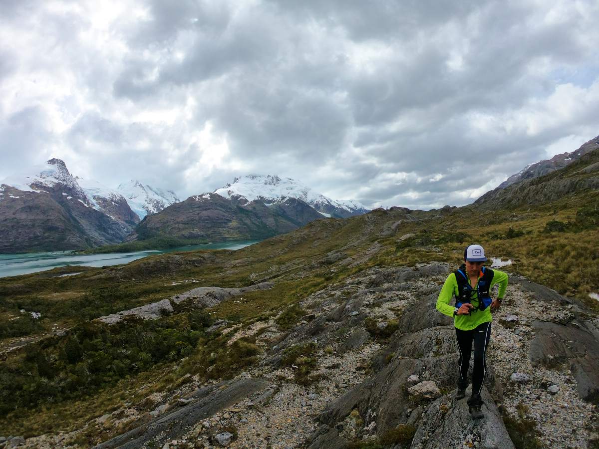 Trekking Paso Trueno fiordo de Montanas